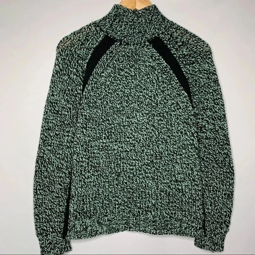 Theory Riona Ultra Fine Wool Sweater Size Medium